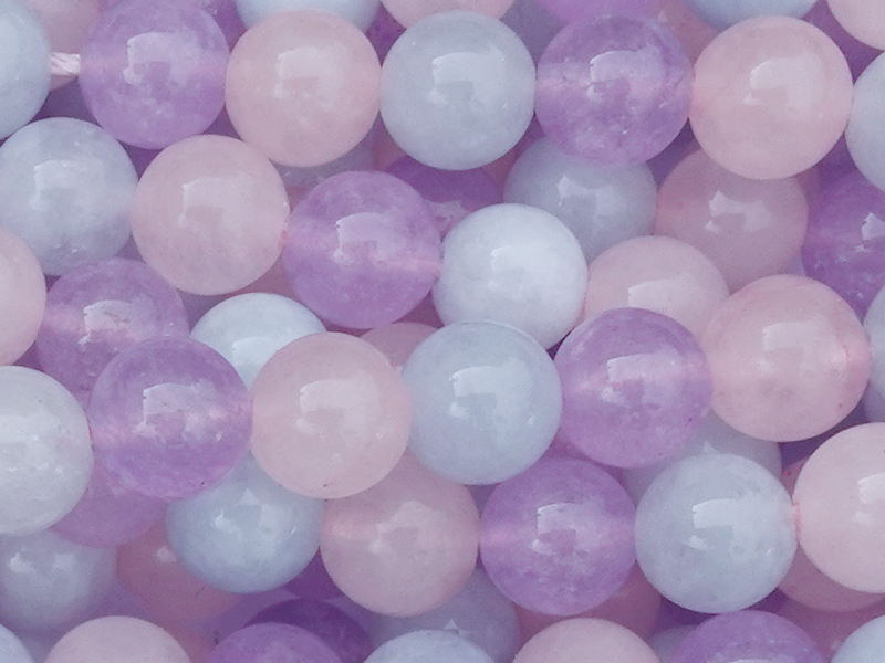 Morganit Steinperlen rund 6mm - Nahaufnahme