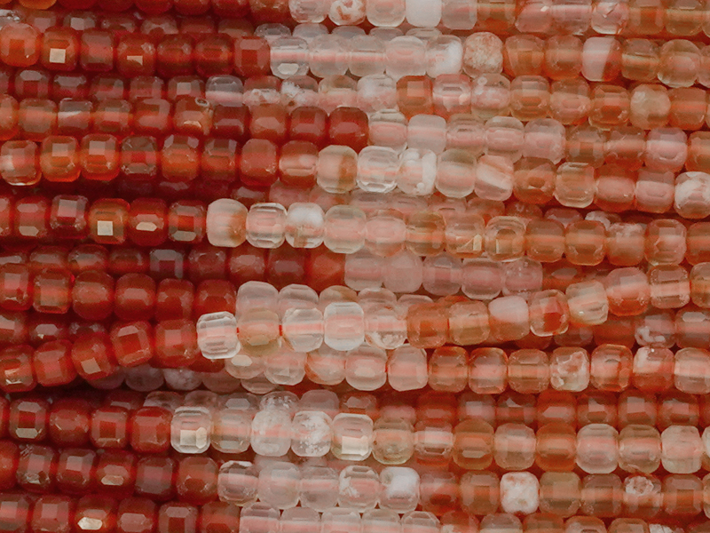 schöne würfelförmige 2mm Karneol Steinperlen zum Schmuckmach