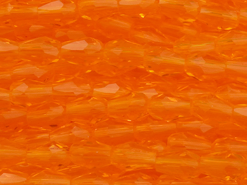 kleine, facettierte Glasperlentropfen 3x4mm - Nahaufnahme