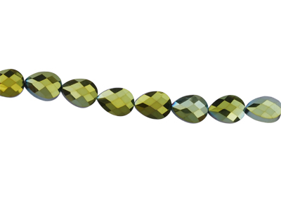 grüne flache facettierte Glasperlen Tropfen 9x12mm