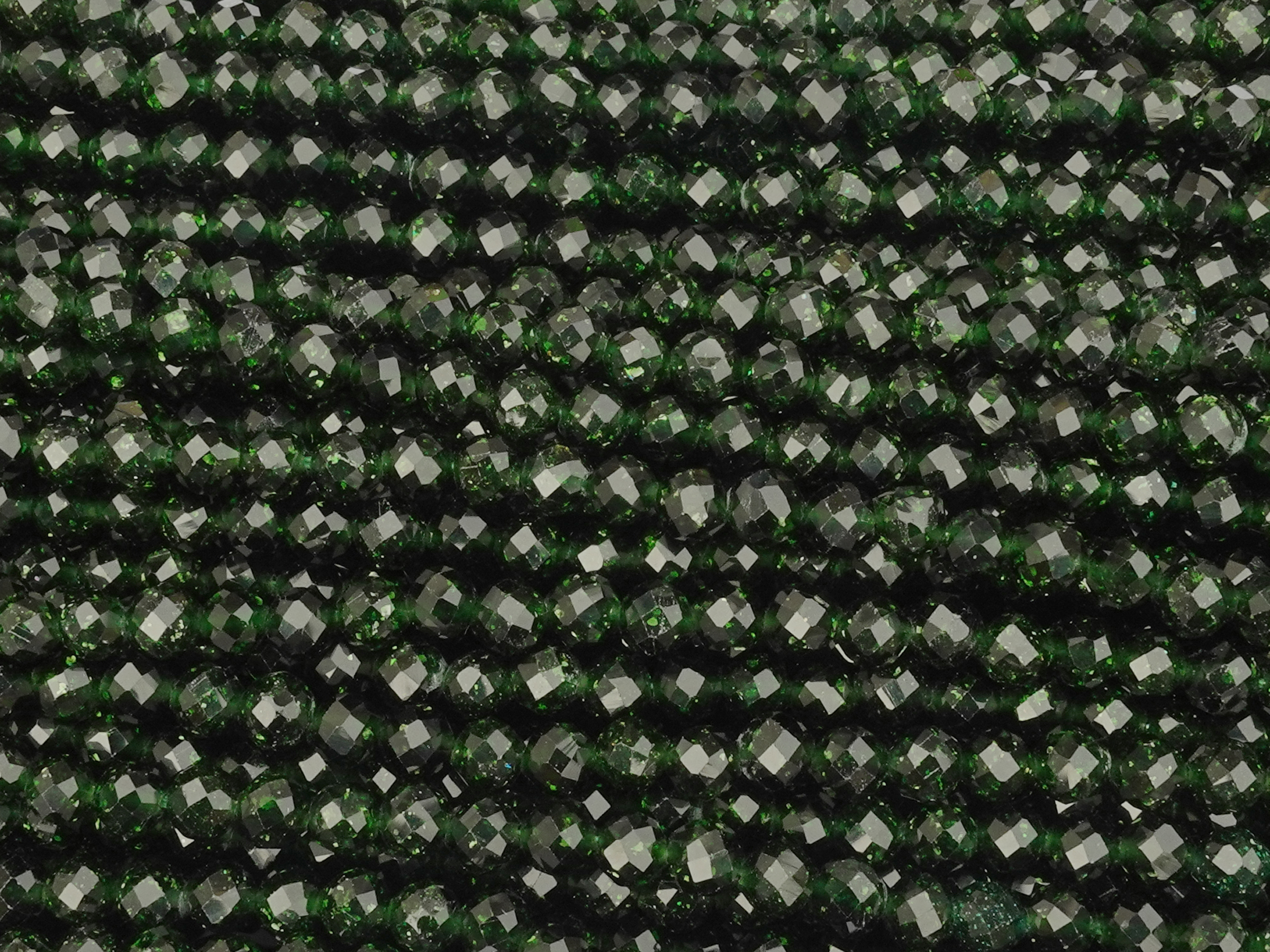 facettierte Grünfluss Perlen 4mm zum Schmuckmachen