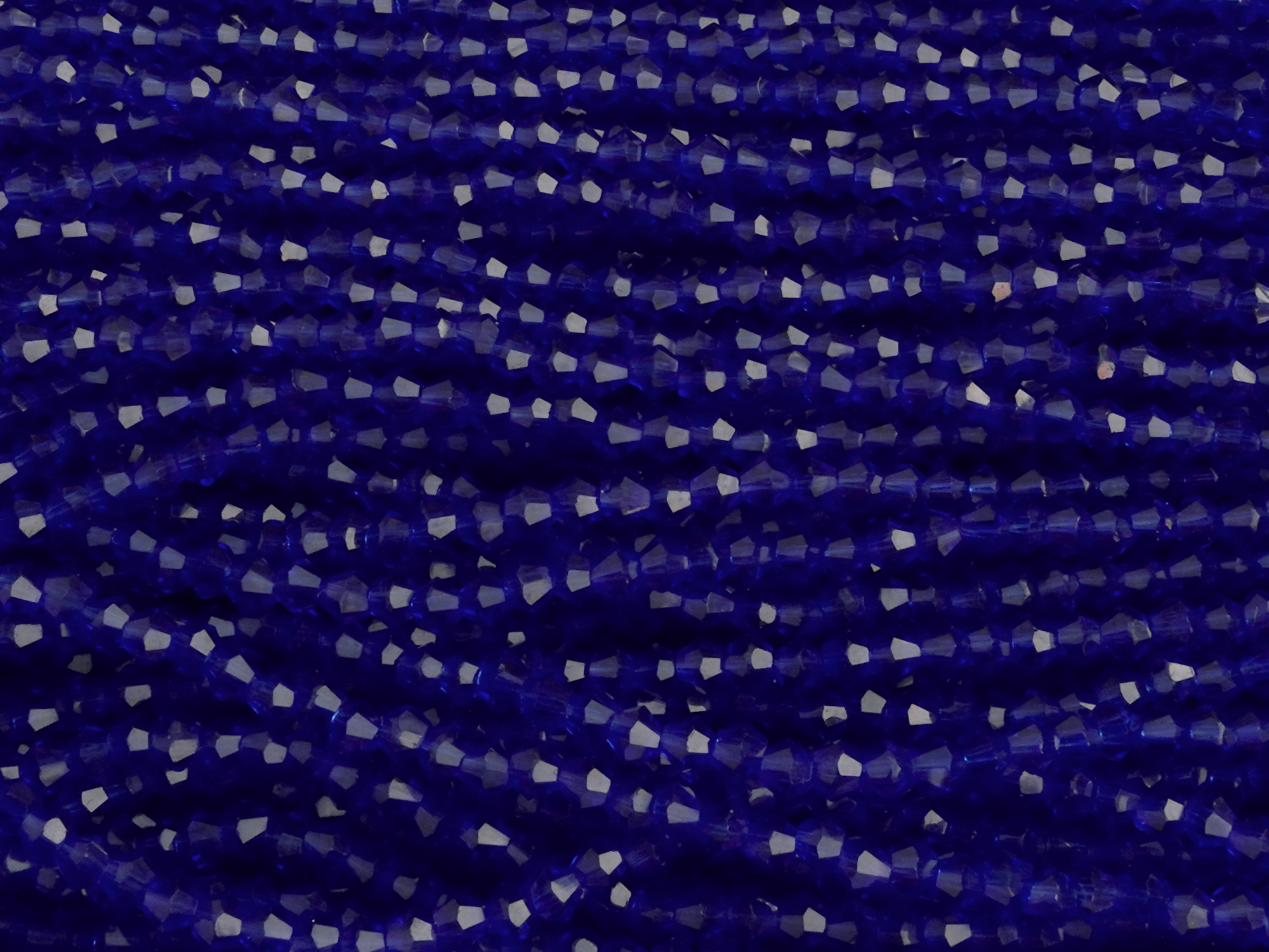 dunkelblaue facettierte Doppelkegel Perlen Bicone Beads 3mm