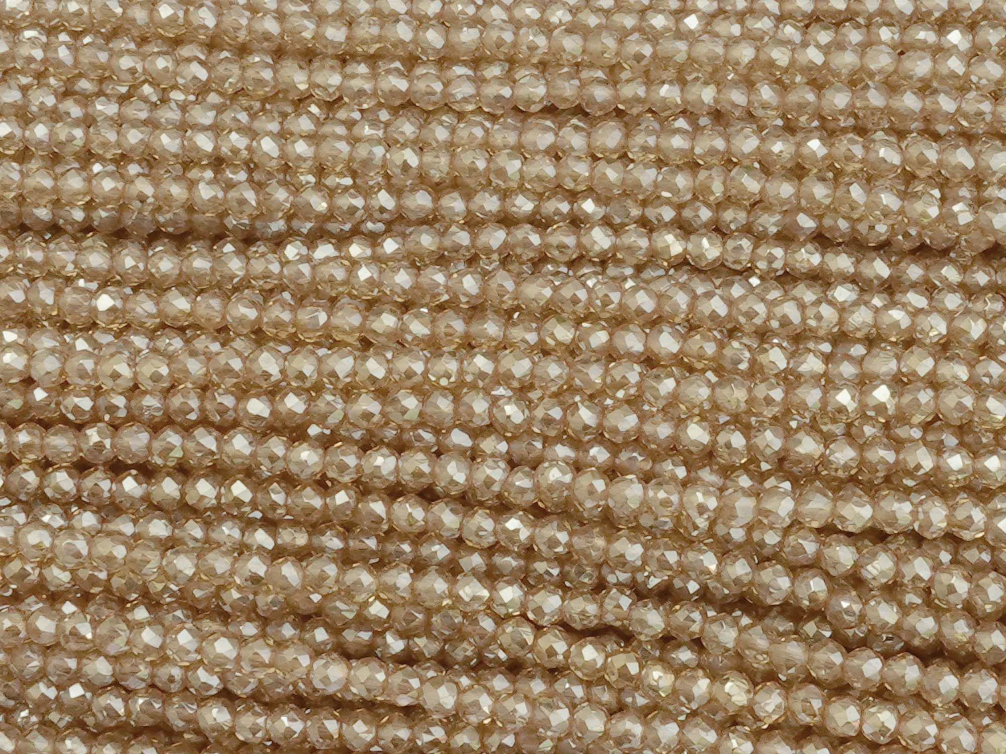 winzige, facettierte, geschlilffene runde Glasperlen 2mm, Fa