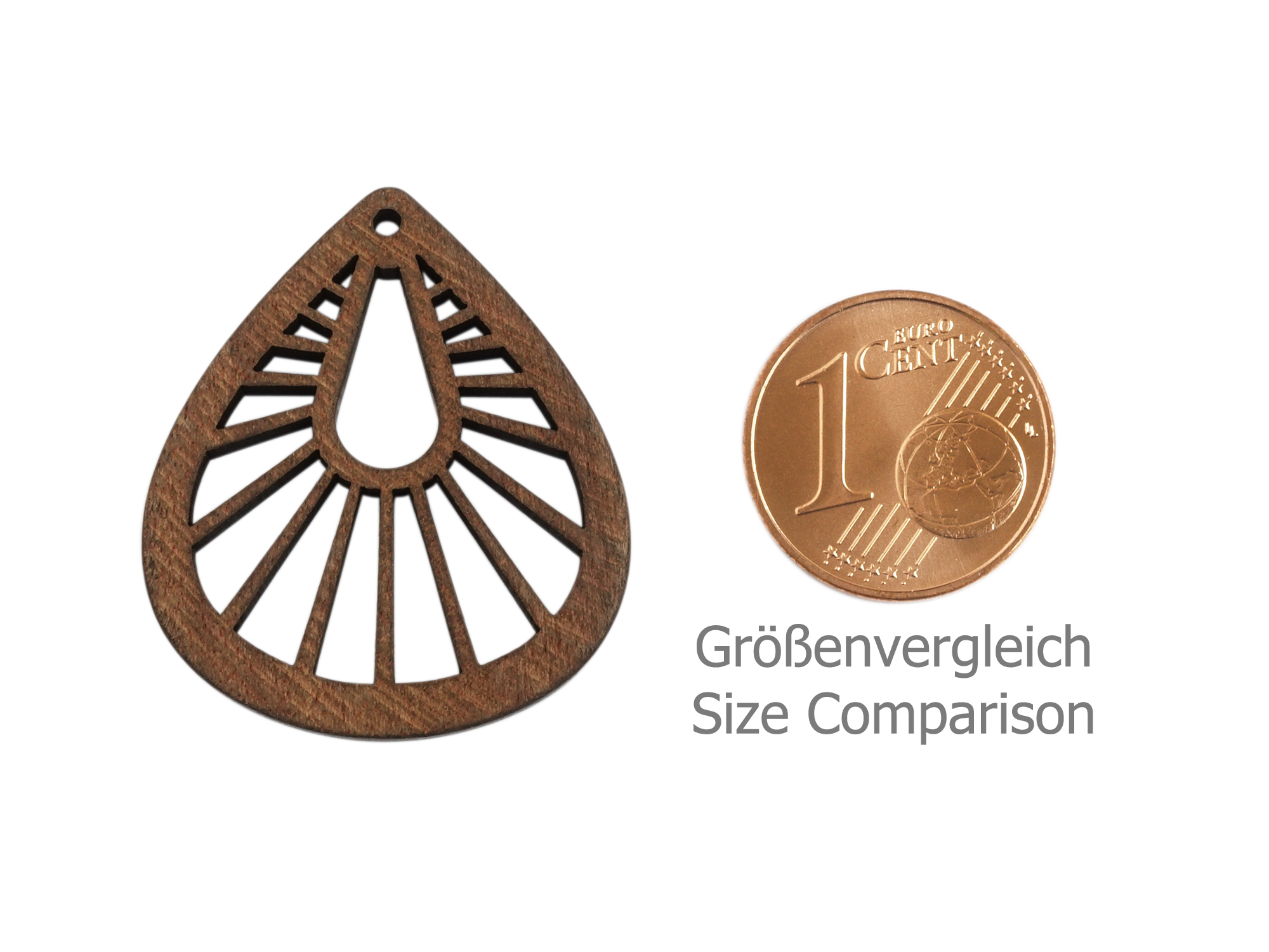 Holzanhängeraus aus Nussholz für Holzohrringe - Größenvergle