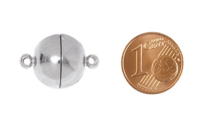 runde platinfarbige Magnetschließe