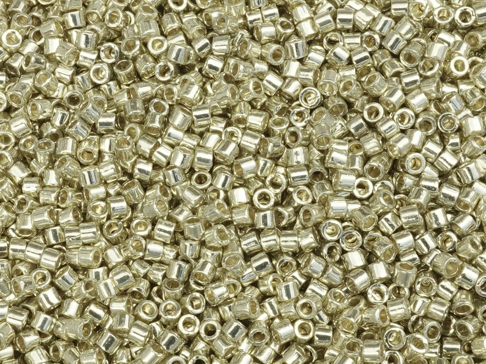 goldene Miyuki Delica Perlen Größe 10/0 Farbe DBM1831