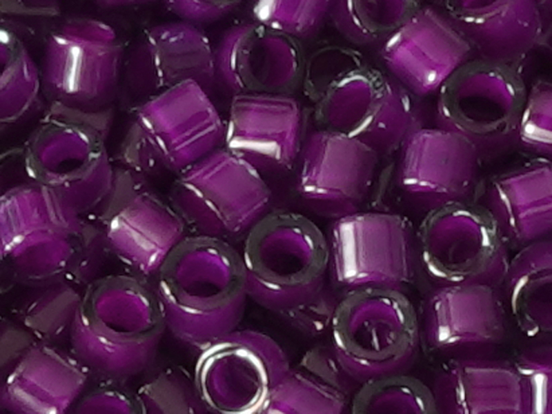 MIYUKI Delica Perlen 11/0 Farbe: DB281 - Nahaufnahme