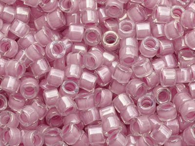 rosa MIYUKI Delica Perlen 11/0 Farbe DB72 - Nahaufnahme