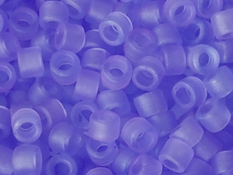MIYUKI Delica Perlen 11/0 Farbe: DB783 violett - Nahaufnahme