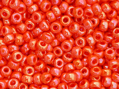 Miyuki Rocailles Saatperlen Größe 6/0 (4mm) Farbe: 406R hell