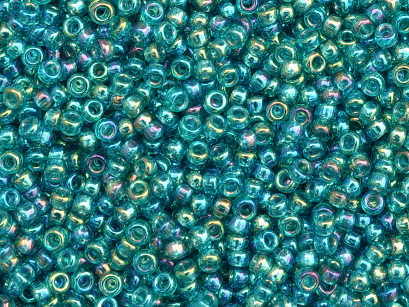 grüne Miyuki Rocailles Saatperlen 15/0 Farbe 2458 - Nahaufna