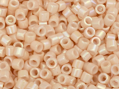 rosa Miyuki Delica Perlen Größe 10/0 Farbe DBM207 - Nahaufna