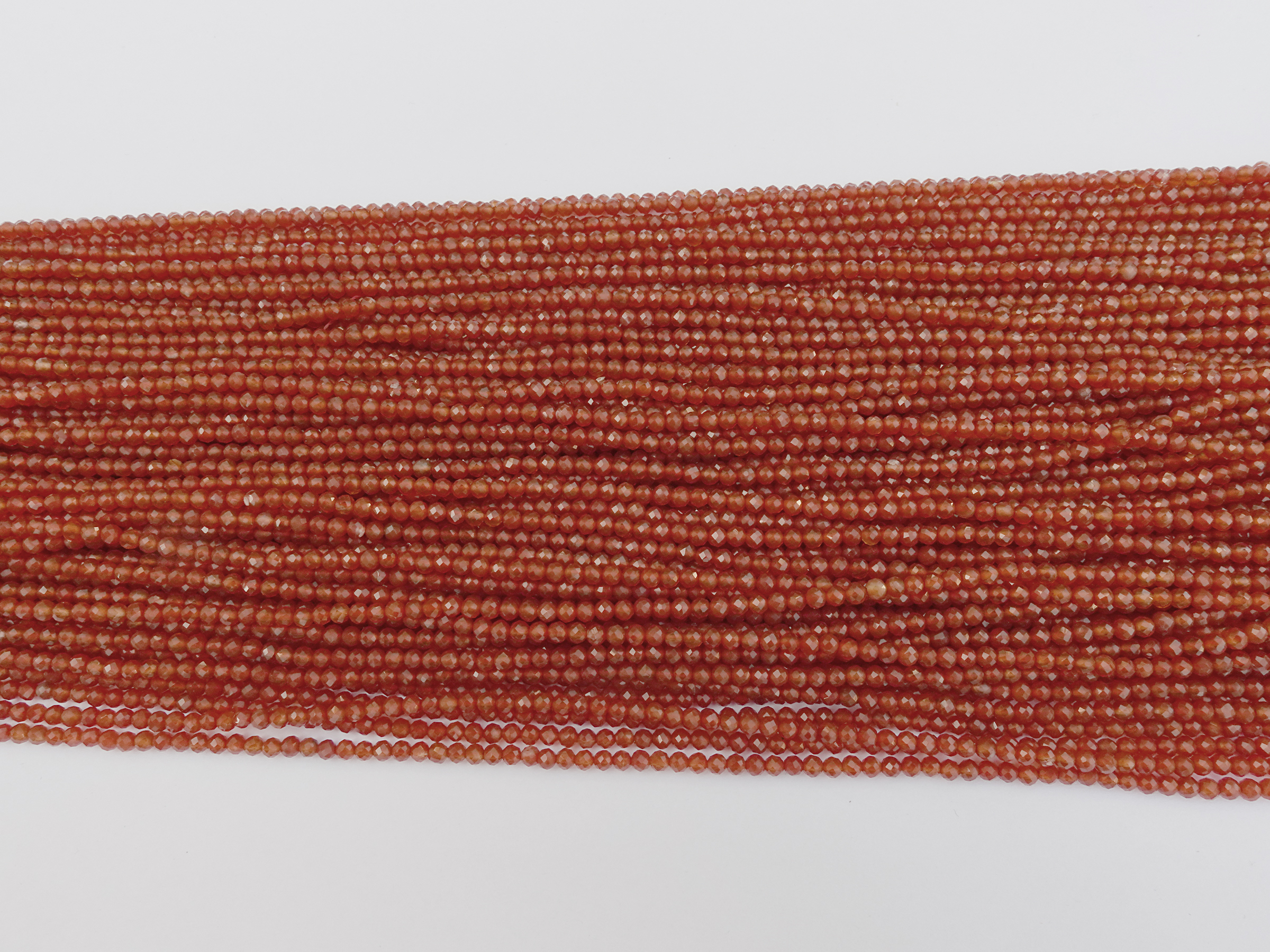 schöne facettierte 2mm Karneol Steinperlen zum Schmuckmachen