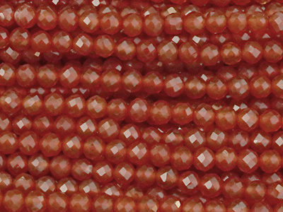schöne facettierte 2mm Karneol Steinperlen - Nahaufnahme