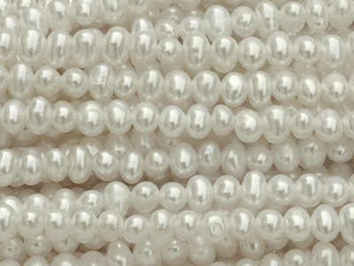 echte, kleine, weiße Zuchtperlen 2x3mm - Größenvergleich