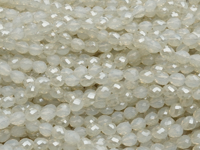 erdbeerförmige, facettierte Glitzerperlen Tropfen 4mm