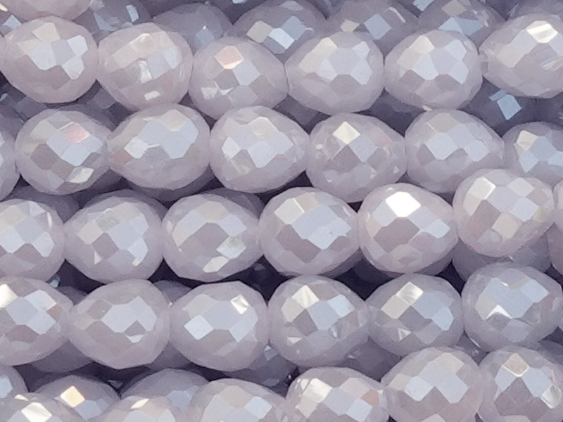 erdbeerförmige, Glasperlen Tropfen 4mm, Farbe: smoky violet