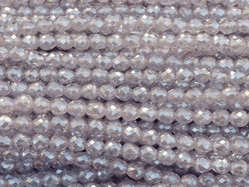 erdbeerförmige, facettierte Glitzerperlen Tropfen 4mm, Farbe