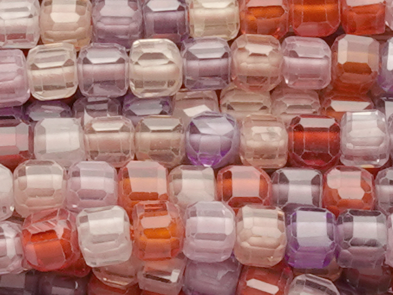 bunte würfelförmige Zirkonia Perlen 2,5mm - Nahaufnahme