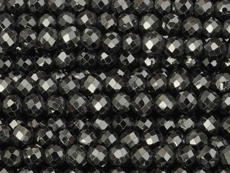 facettierte Zirkonia Perlen 3mm, schwarz - Nahaufnahme