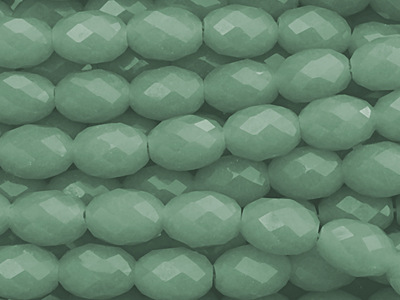 funkelnde, facettierte Oliven Perlen 5x7mm - Nahaufnahme